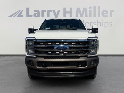 Used 2023 Ford F350 King Ranch image 8