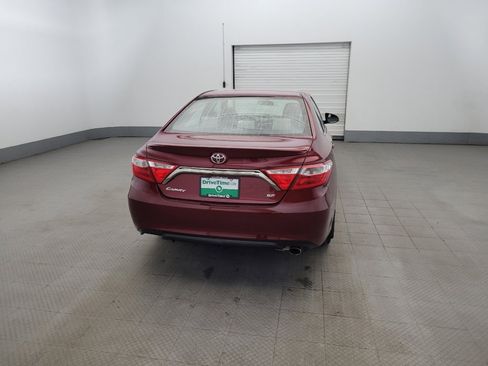 Used 2017 Toyota Camry SE FWD image 7