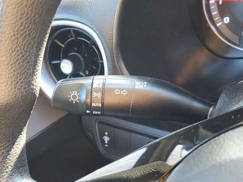 Used 2024 Kia Forte LXS image 15