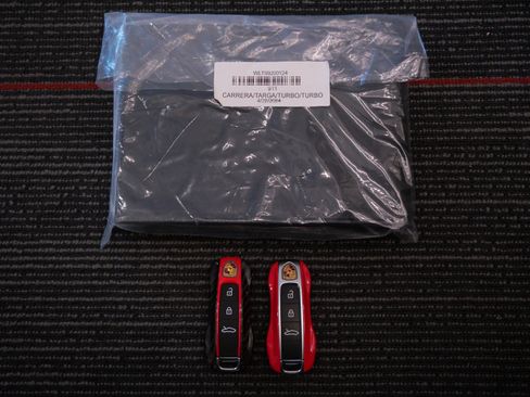 Used 2024 Porsche 911 Carrera image 20