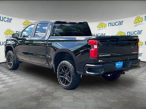 Used 2023 Chevrolet Silverado 1500 Custom Trail Boss AWD/4WD image 4