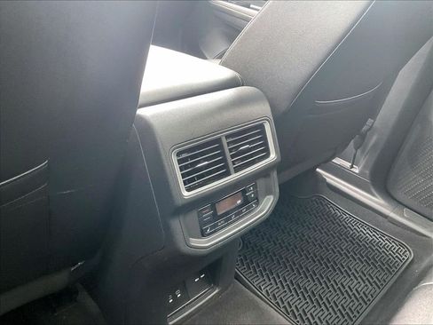 Used 2024 Volkswagen Atlas SEL Premium R-Line AWD/4WD image 28
