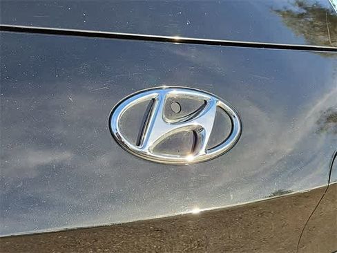 Certified 2023 Hyundai Kona SE image 11
