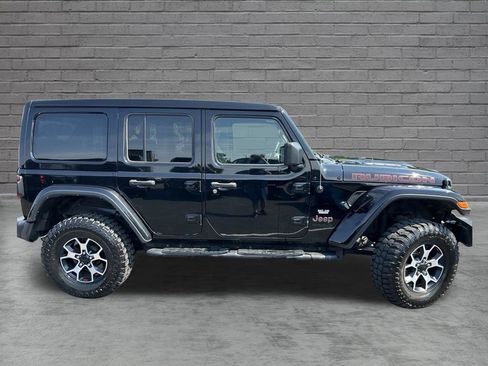 Used 2022 Jeep Wrangler Unlimited Rubicon w/ Cold Weather Group AWD/4WD image 10