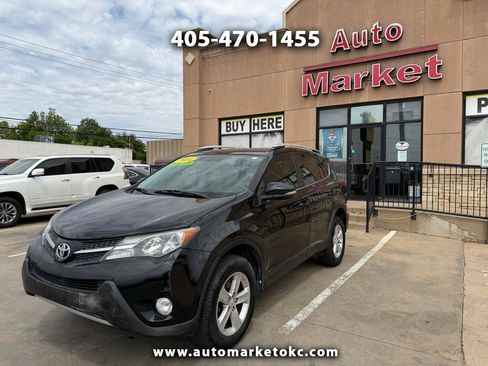 Used 2014 Toyota RAV4 XLE FWD image 1