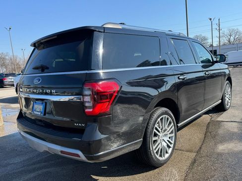 Used 2024 Ford Expedition Max Limited image 3