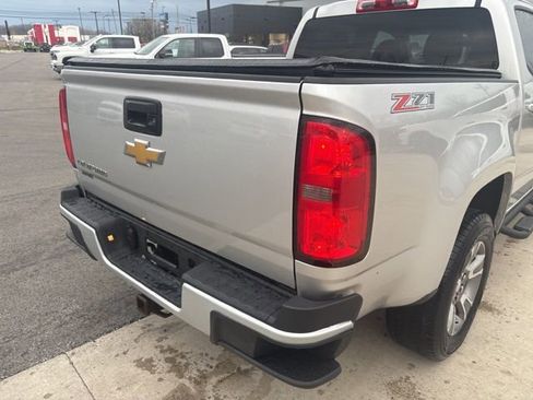 Used 2015 Chevrolet Colorado Z71 image 8