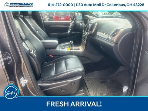 Used 2015 Jeep Grand Cherokee Overland w/ Advanced Technology Group AWD/4WD image 16