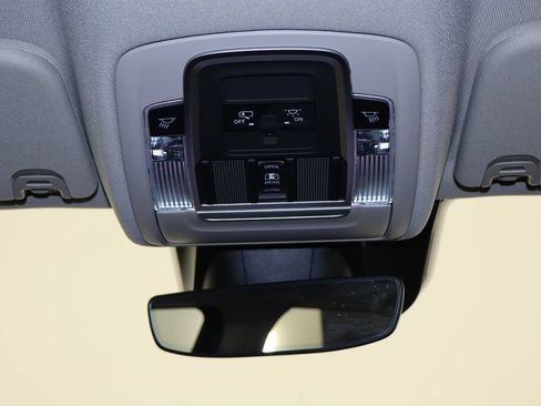 Used 2022 RAM 1500 Laramie AWD/4WD image 24