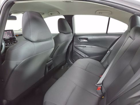 Used 2021 Toyota Corolla LE FWD image 21