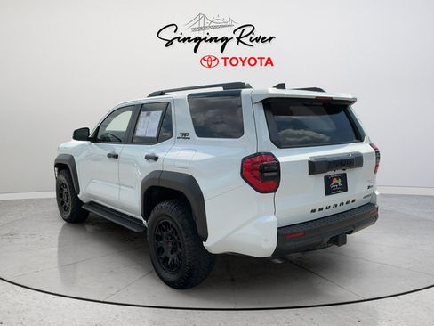 Used 2025 Toyota 4Runner TRD Off-Road AWD/4WD image 5