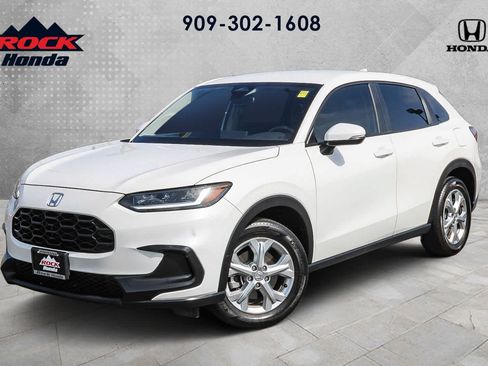 Used 2024 Honda HR-V LX image 1