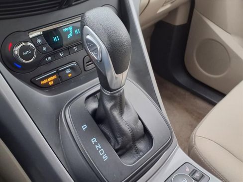 Used 2016 Ford Escape SE w/ Equipment Group 201A image 24