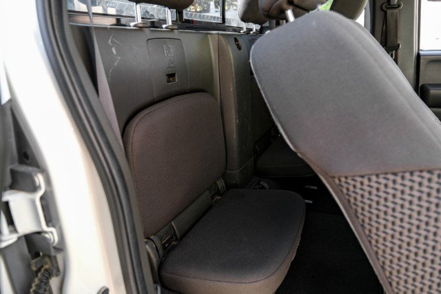 Used 2019 Nissan Frontier SV RWD image 25