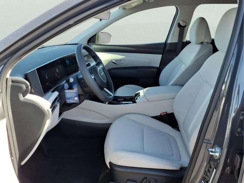 New 2026 Hyundai Tucson SEL FWD image 9