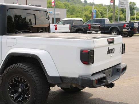 Used 2021 Jeep Gladiator Sport AWD/4WD image 7