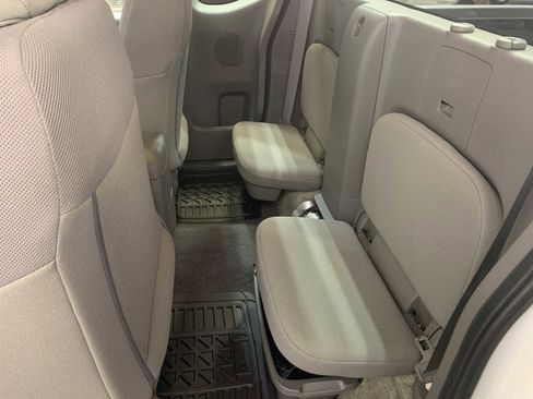 Used 2017 Nissan Frontier S image 5