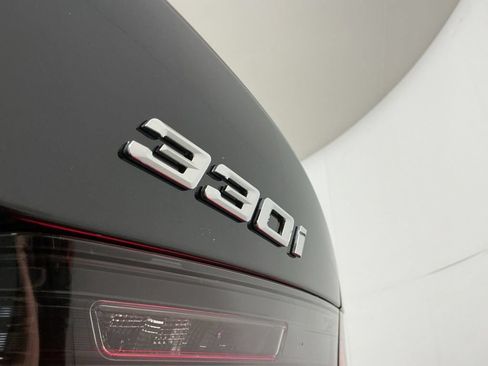 New 2026 BMW 330i Sedan w/ M Sport Package RWD image 31