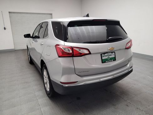 Used 2020 Chevrolet Equinox LT FWD image 6