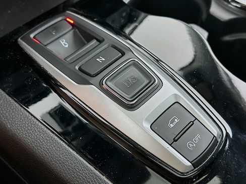 Used 2018 Honda Pilot Elite image 25