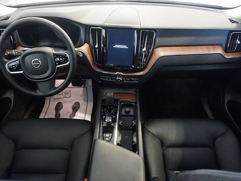 Used 2024 Volvo XC60 B5 Plus AWD/4WD image 29