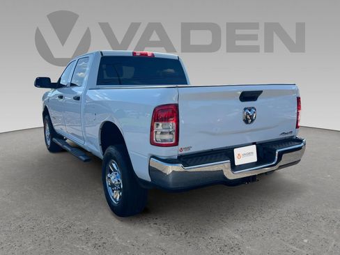 Used 2022 RAM 2500 Tradesman w/ Chrome Appearance Group image 3