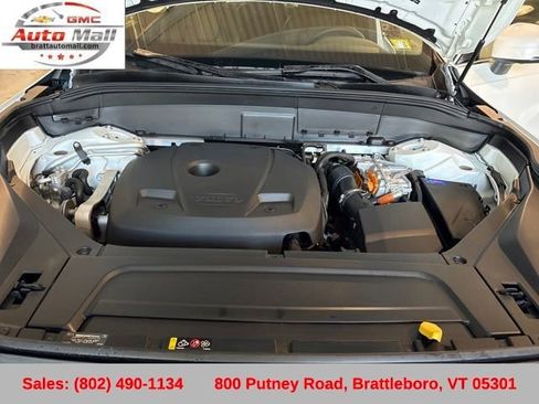Used 2024 Volvo XC90 T8 Plus w/ Protection Package image 23