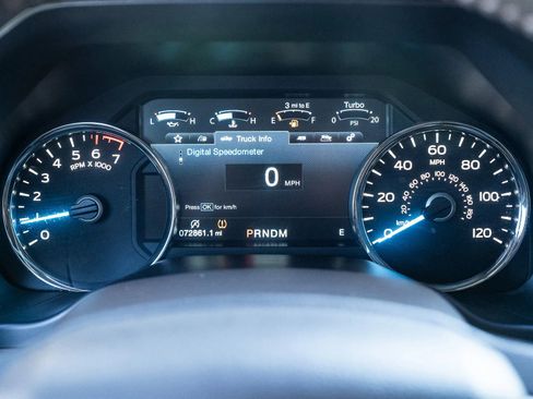 Used 2018 Ford F150 King Ranch w/ Equipment Group 601A Luxury AWD/4WD image 31