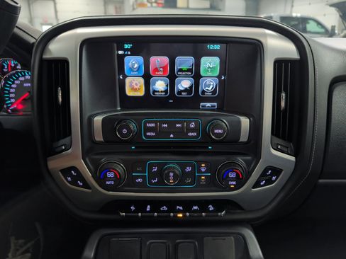 Used 2018 GMC Sierra 1500 SLT image 11