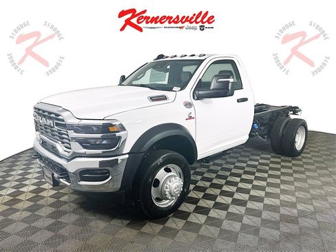 New 2025 RAM 4500 Tradesman image 3