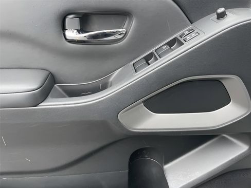 Used 2023 Nissan Frontier SV w/ Technology Package image 24