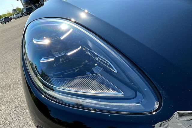 Used 2026 Porsche Macan AWD/4WD image 27
