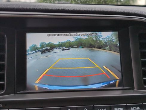 Used 2020 Hyundai Elantra SEL FWD image 22