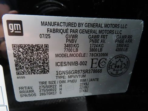 Used 2025 Chevrolet Suburban High Country w/ Sun And Tow Package image 77