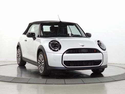 Used 2026 MINI Cooper S FWD image 11