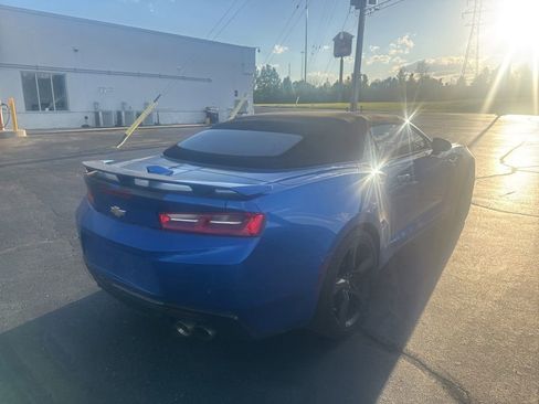 Used 2017 Chevrolet Camaro SS image 6