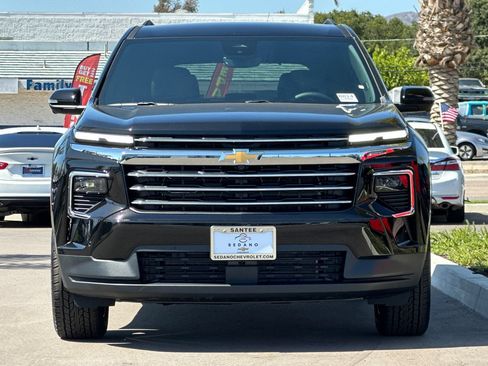 New 2026 Chevrolet Traverse LT w/ Enhanced Driving Package FWD image 9