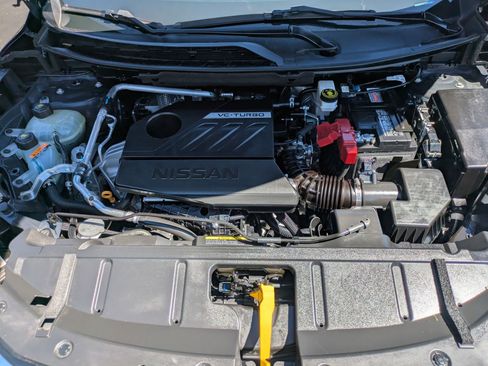 Used 2024 Nissan Rogue SL AWD/4WD image 38