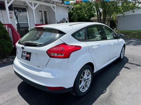 Used 2017 Ford Focus SE FWD image 8