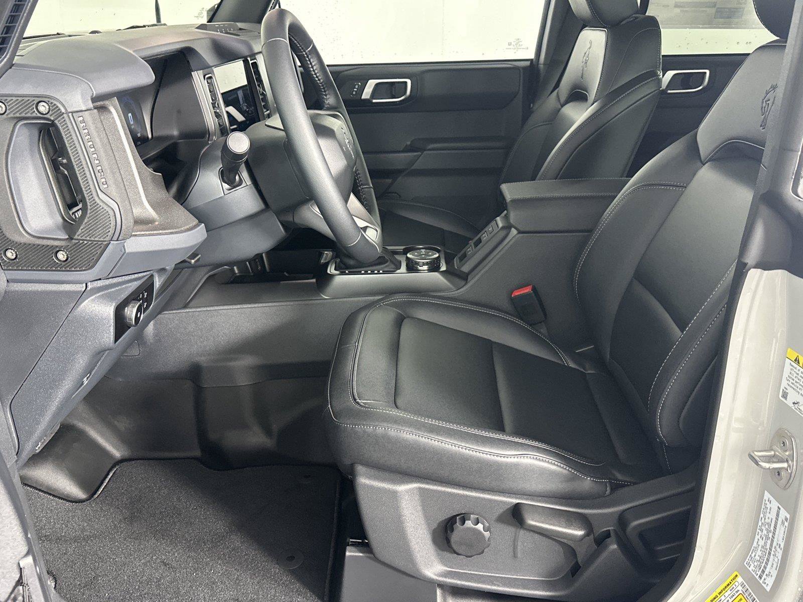 New 2026 Ford Bronco Big Bend w/ Black Diamond Package AWD/4WD image 8
