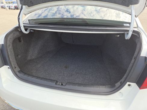 Used 2017 Honda Accord Sport image 17