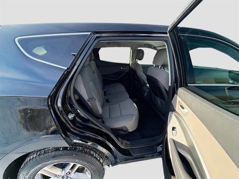 Used 2017 Hyundai Santa Fe Sport image 32