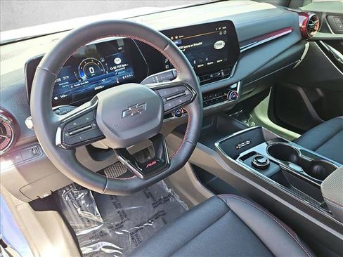 Certified 2025 Chevrolet Equinox RS w/ Safety and Technology Package FWD image 13