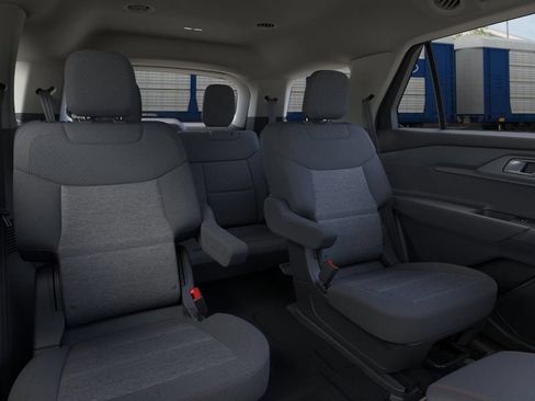New 2026 Ford Explorer Active AWD/4WD image 13