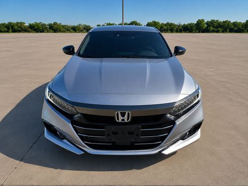 Used 2022 Honda Accord Sport image 6