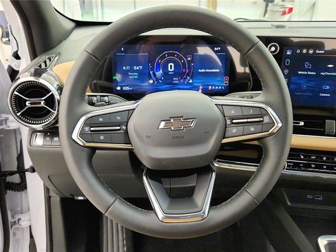 New 2026 Chevrolet Equinox ACTIV FWD image 35