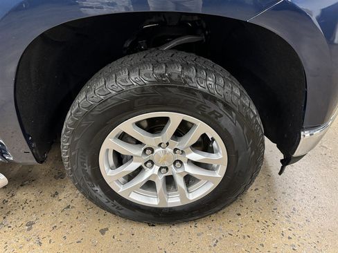 Used 2021 Chevrolet Silverado 1500 LT w/ Z71 Off-Road Package image 19