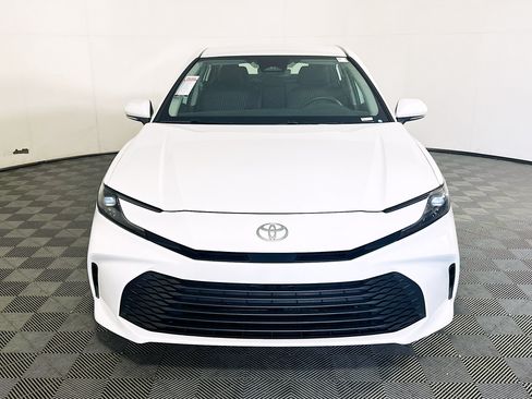Certified 2025 Toyota Camry LE FWD image 8
