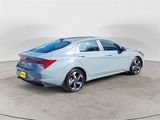 Used 2022 Hyundai Elantra SEL w/ Convenience + Premium Package image 5