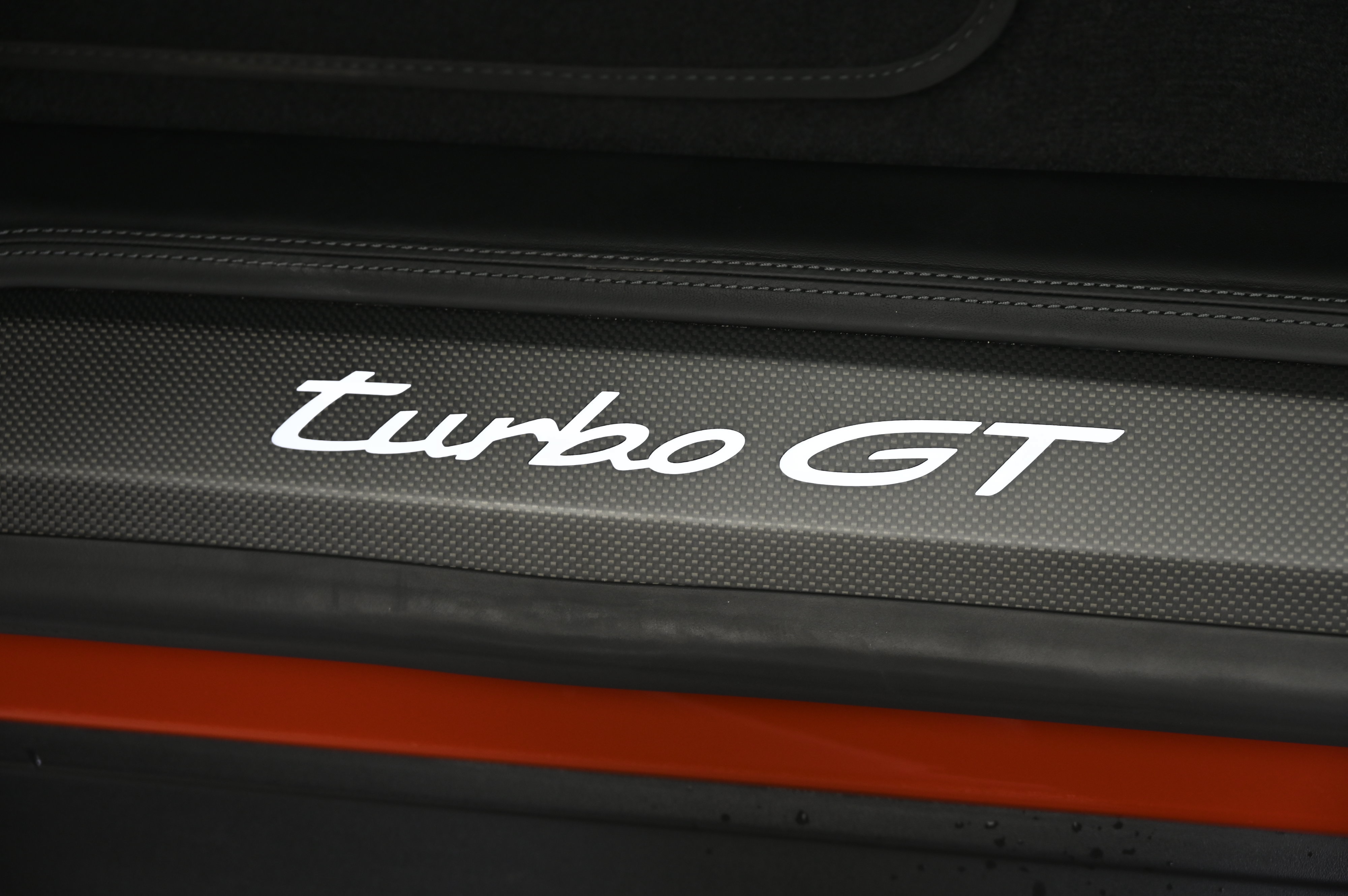 Certified 2025 Porsche Taycan Turbo GT AWD/4WD image 29